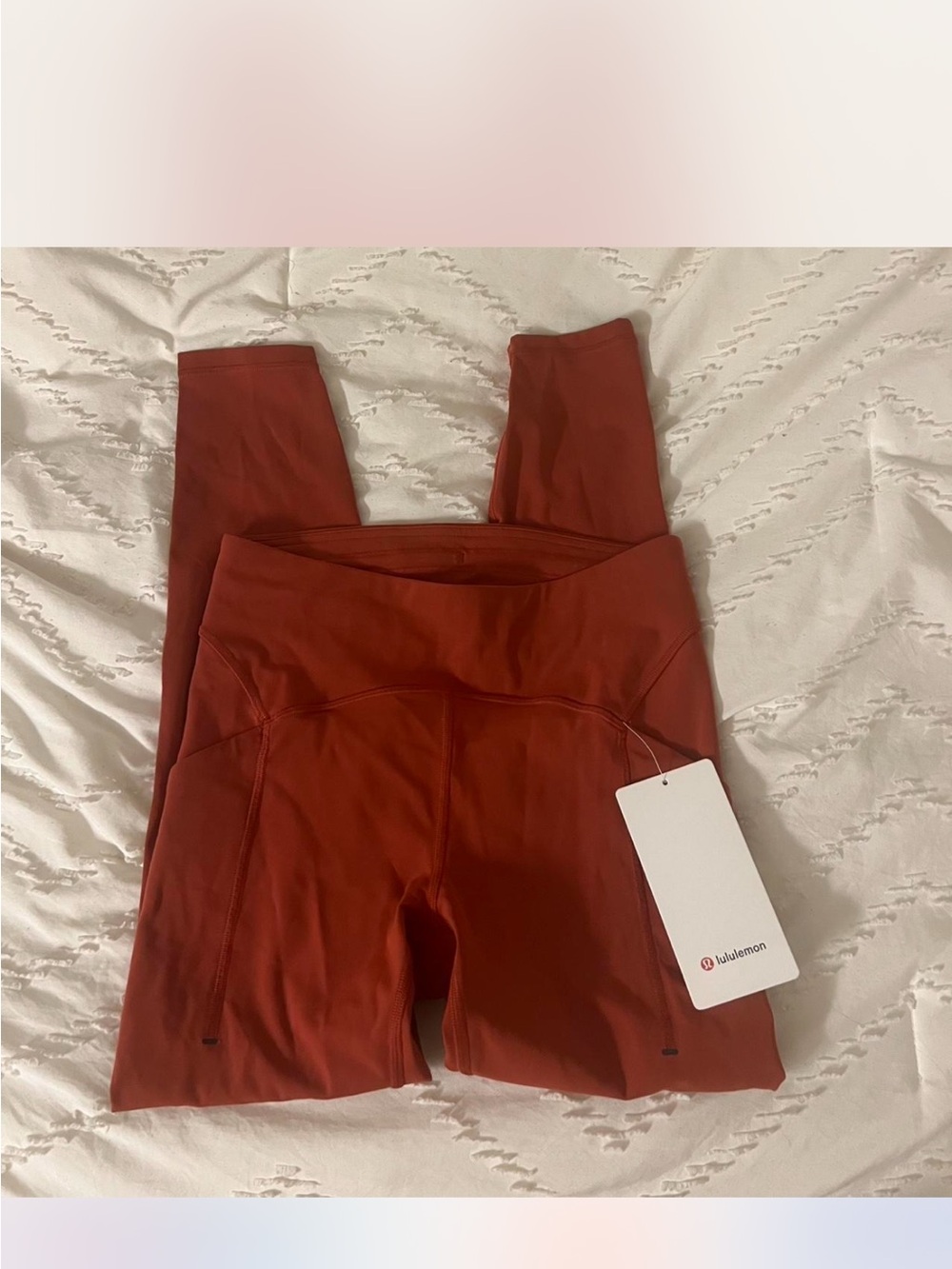 New With Tags Lululemon Women’s Size 6 Power Thru HR Tight 25” Burnt Orange
